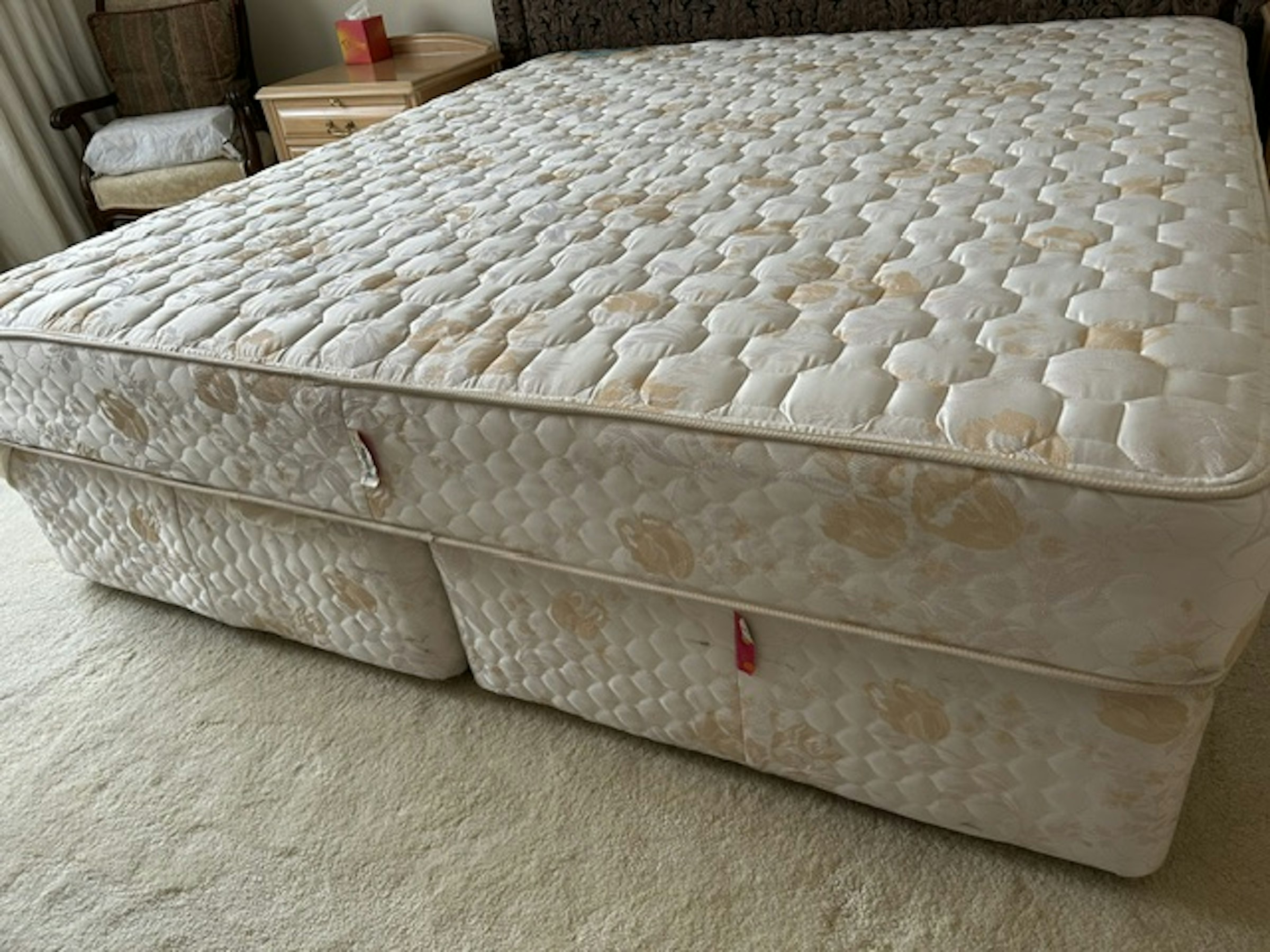listing photo 2/6