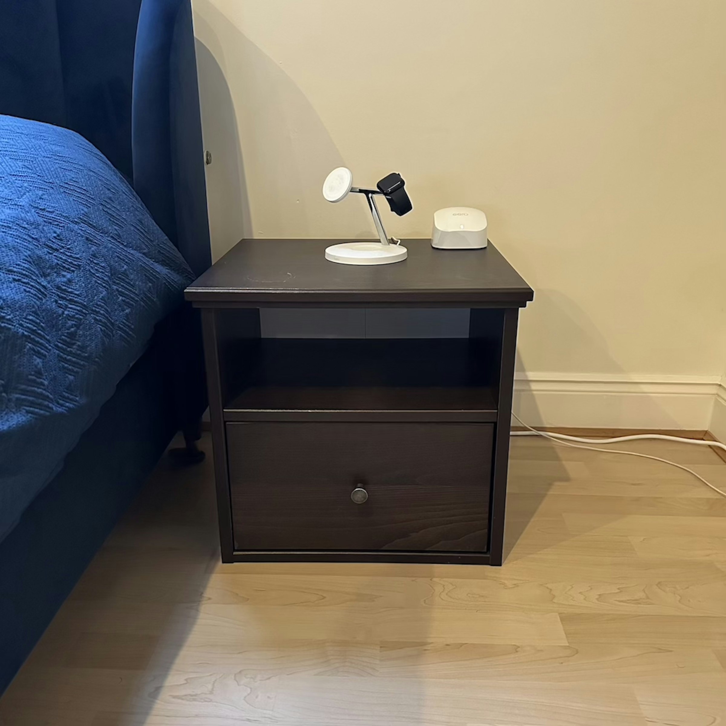 listing photo 1/3