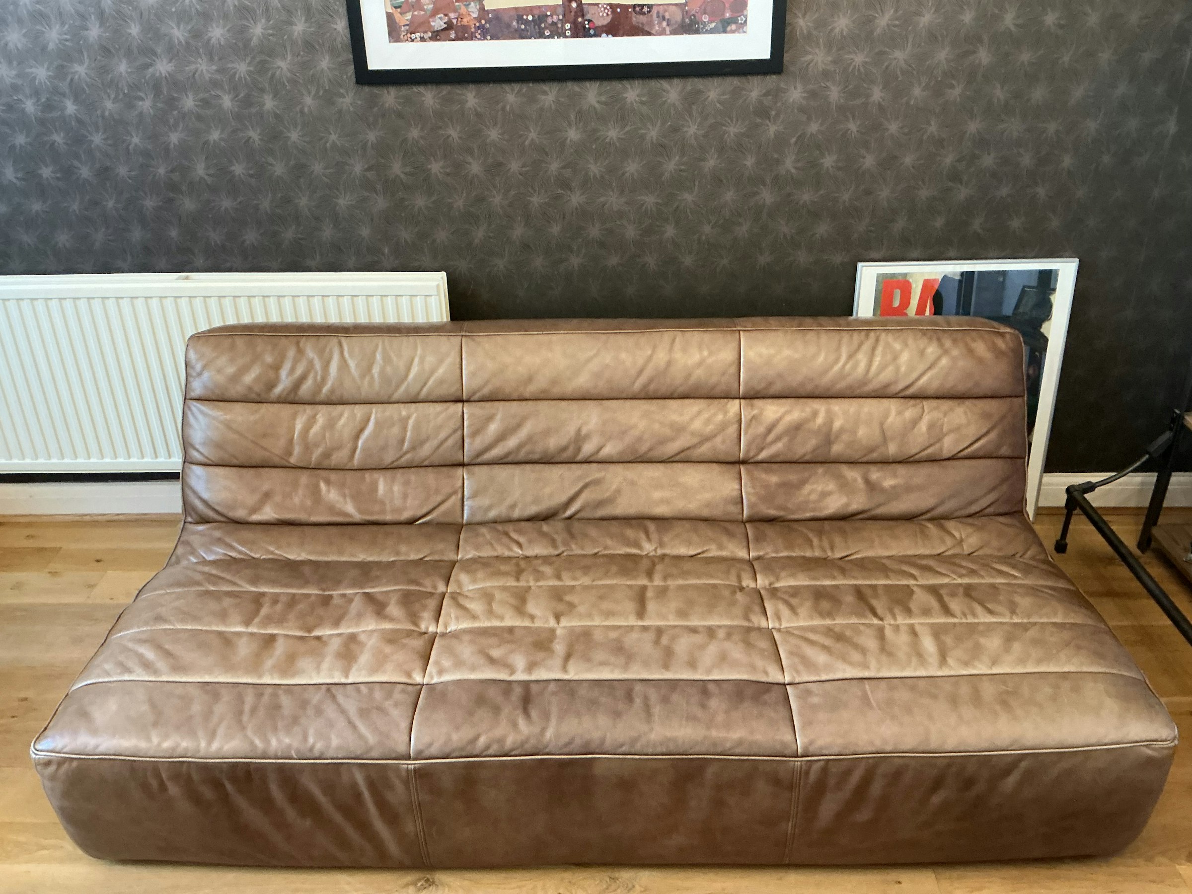 listing photo 1/9