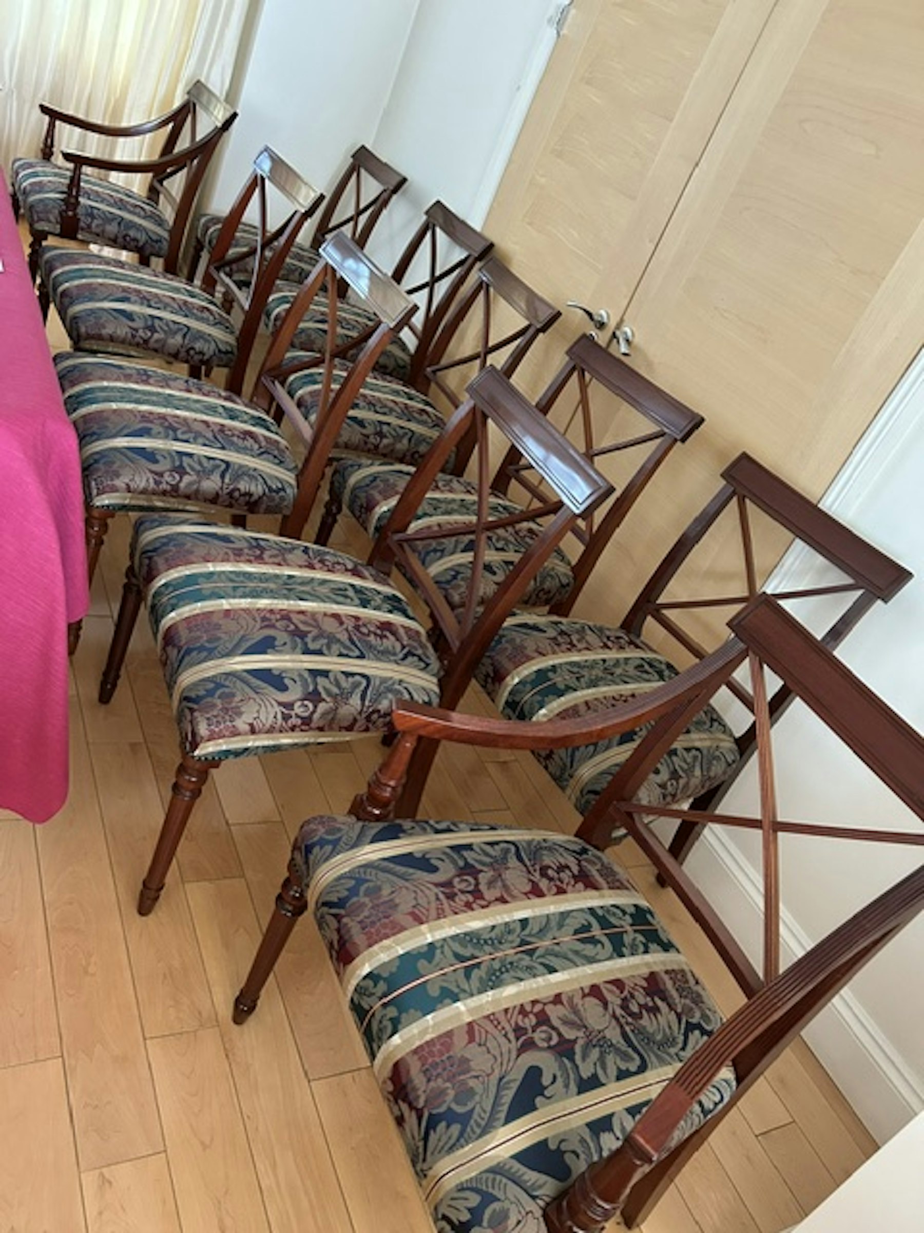 listing photo 1/5