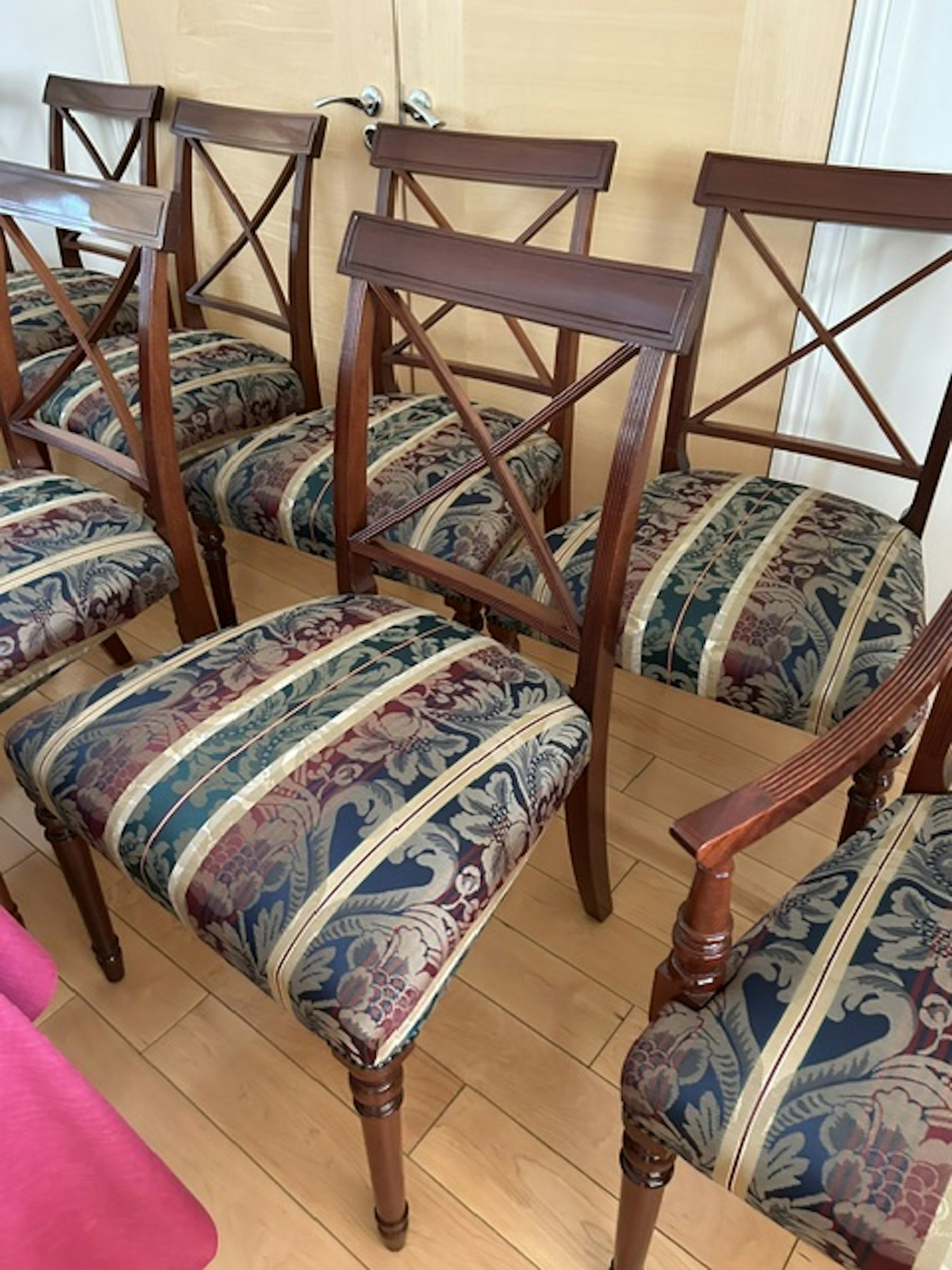 listing photo 4/5