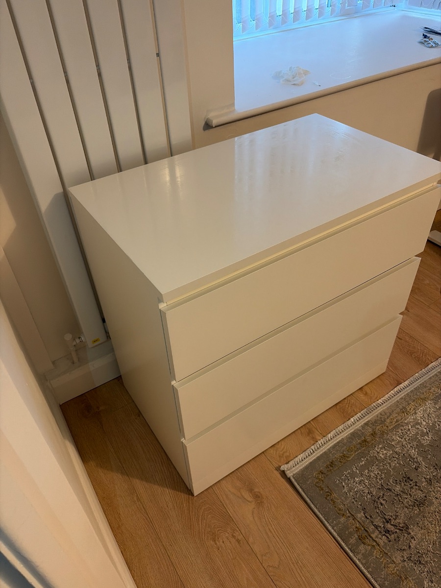 listing photo 4/8