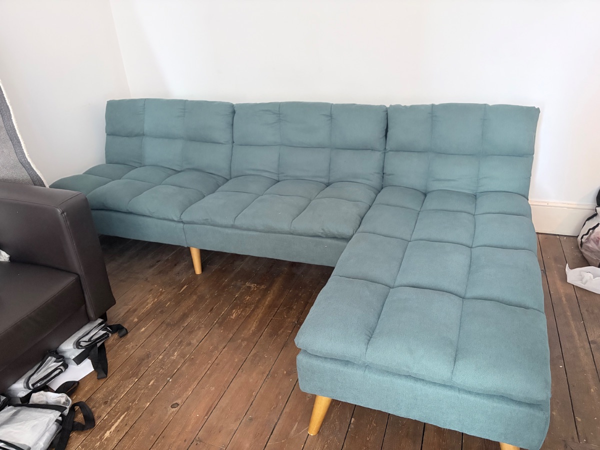 listing photo 3/4