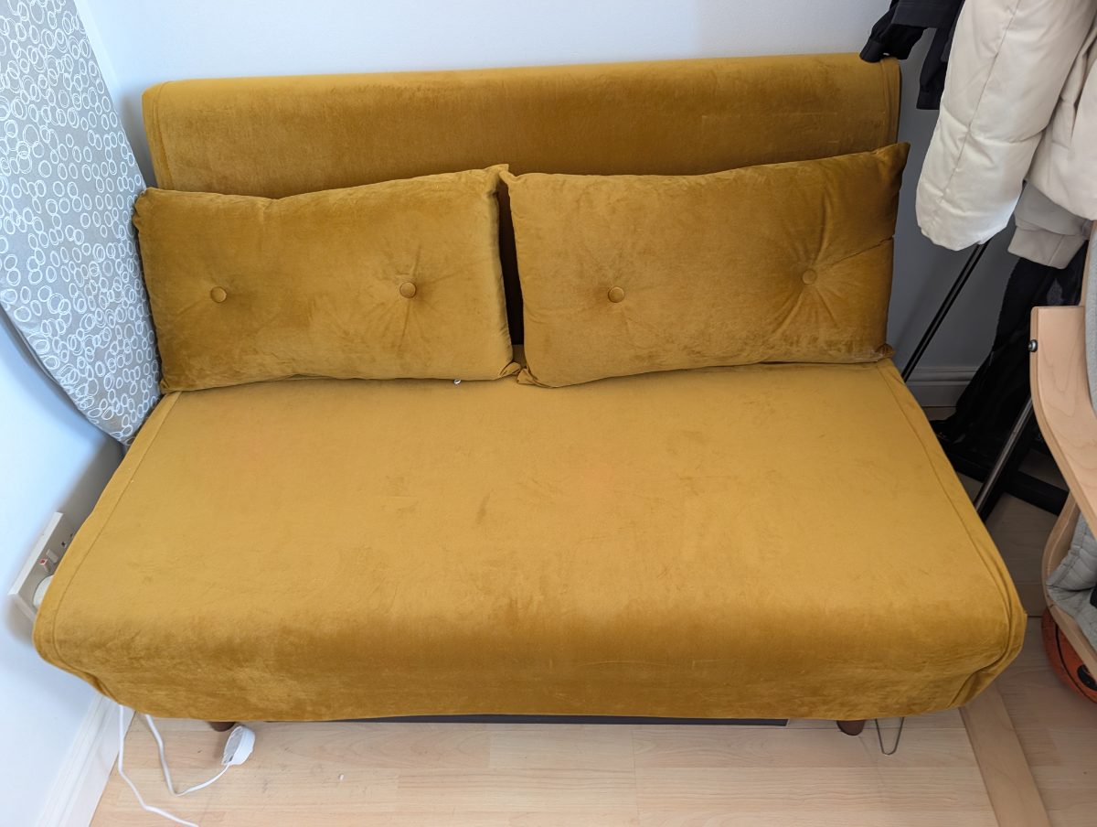 listing photo 1/5