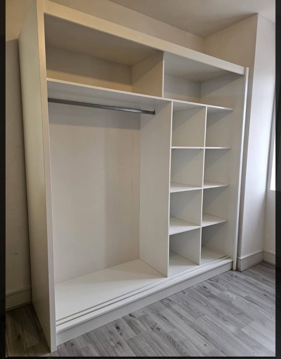 listing photo 1/2