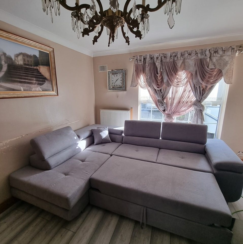 listing photo 3/3