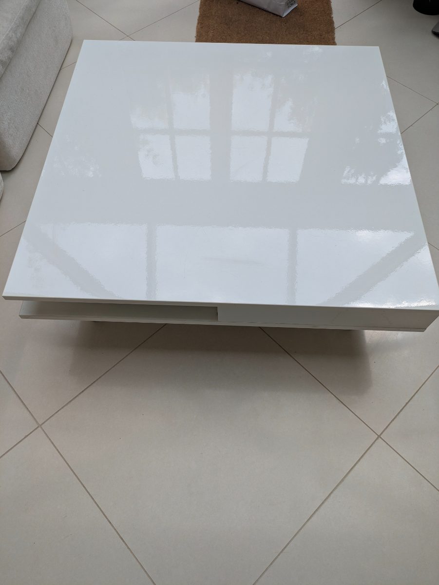 listing photo 1/4